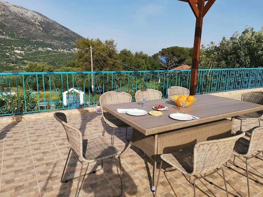 Lemon Tree Garden Near Mirtos Beach Διβαράτα