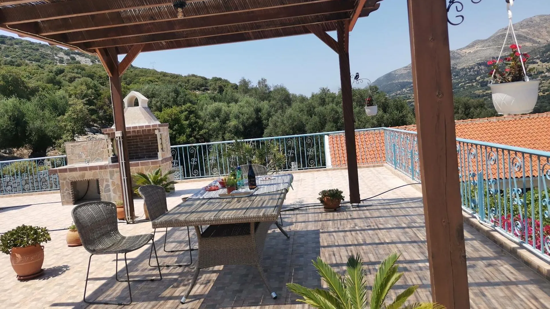 Βίλα Lemon Tree Garden Near Mirtos Beach Διβαράτα