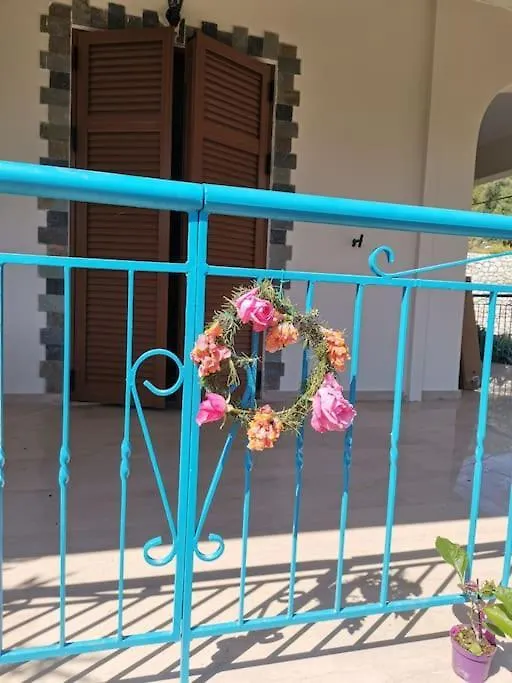 Lemon Tree Garden Near Mirtos Beach Divarata Villa