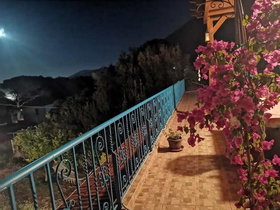 Villa Lemon Tree Garden Near Mirtos Beach Divarata Greece
